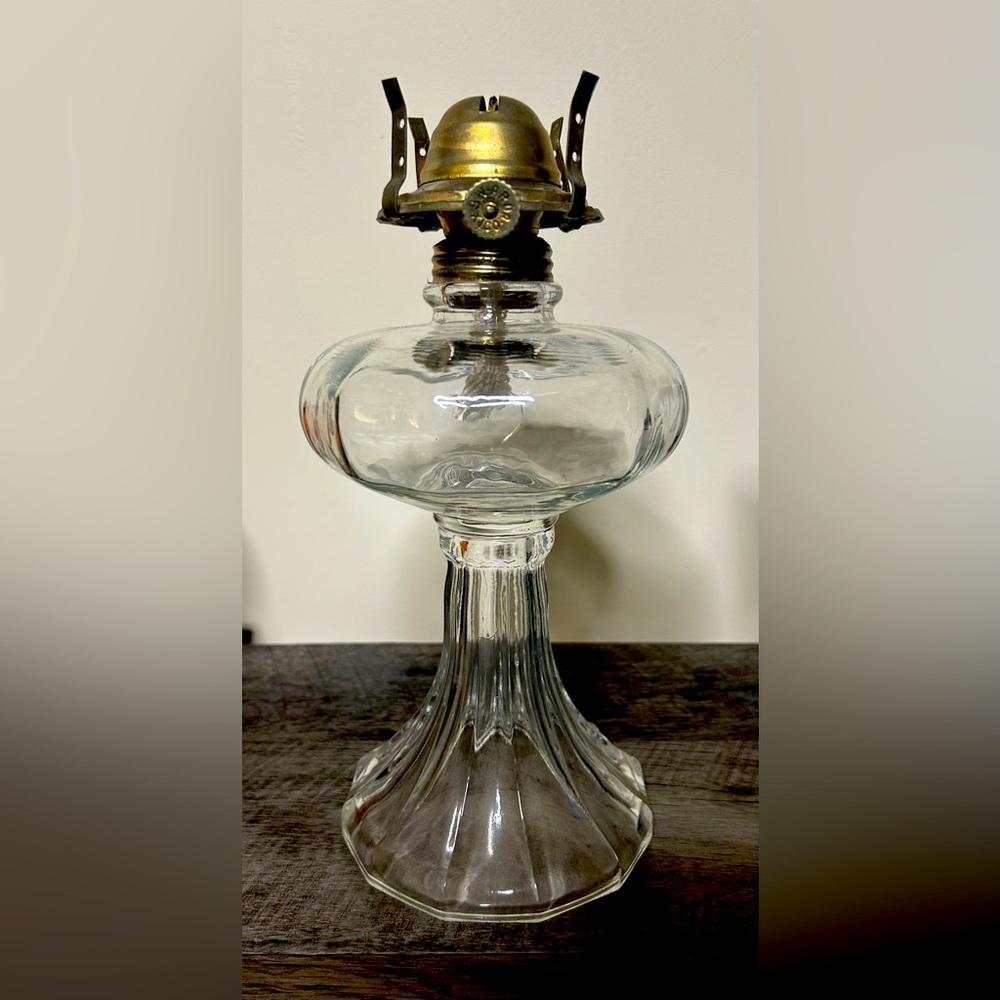 Arda, Mexico Vintage Kerosene Lamp Base.